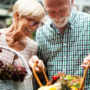 senior couple eating healthy