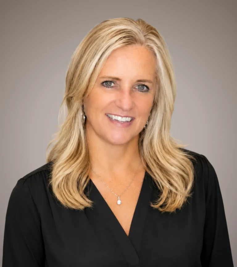 Kathy Merkle headshot