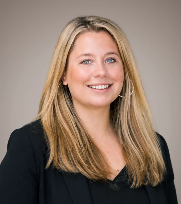 Helena Gould headshot