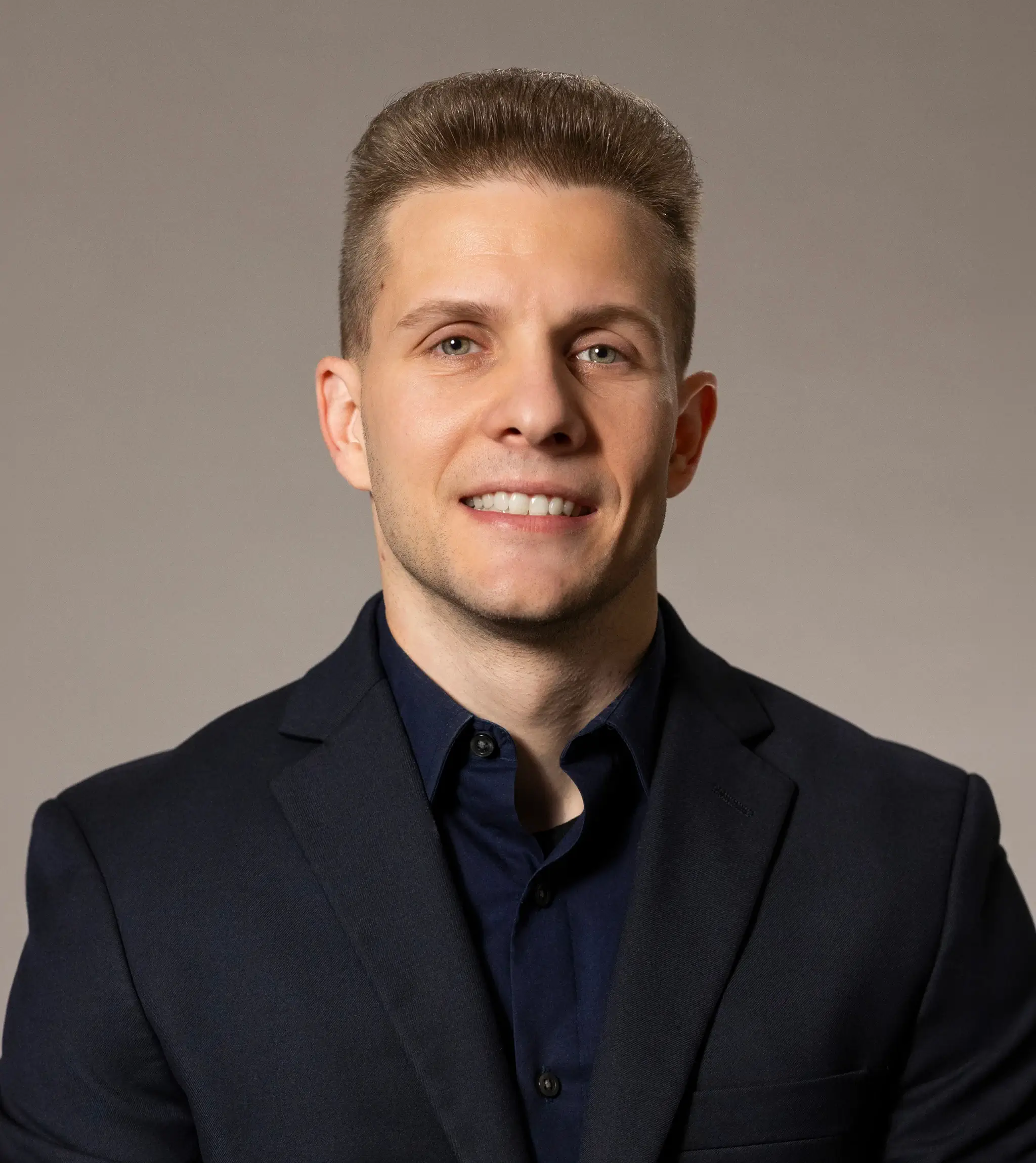 Portrait of Travis Dragan