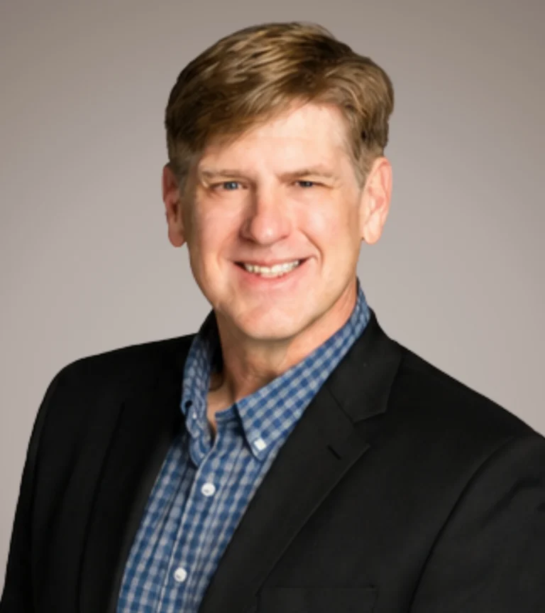 Brad Stark headshot