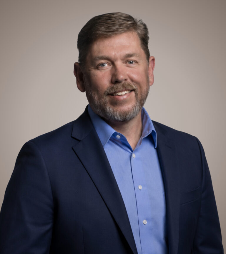 Tom Aune headshot
